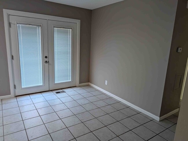 Building Photo - 2537 Clovermere Ct