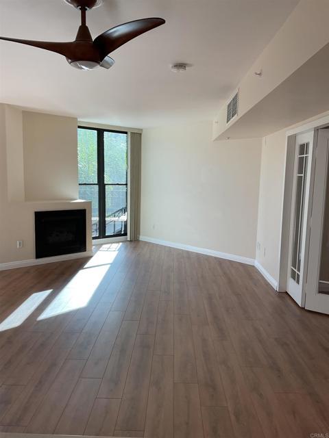 Building Photo - 500 W Harbor Dr