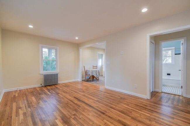 Building Photo - 101 Blakeslee Ave