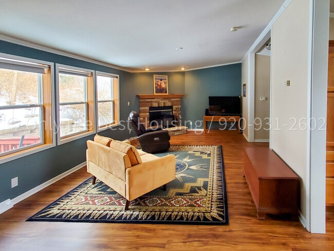 Building Photo - 38 Apple Hill Dr