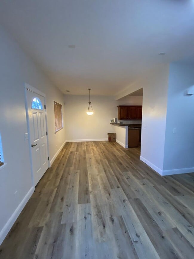 Building Photo - 1512 N 540 W