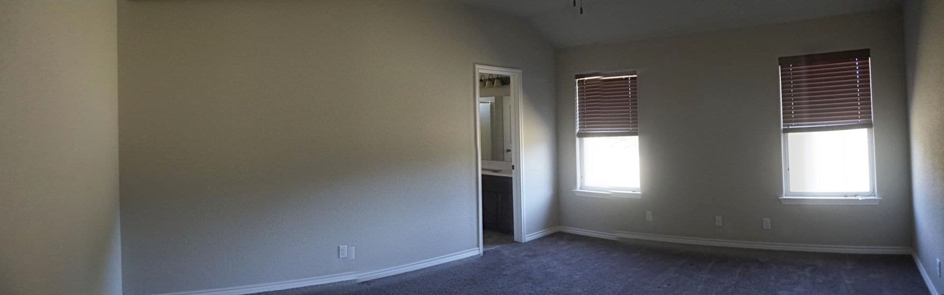 Building Photo - 6500 Castle Gap Dr