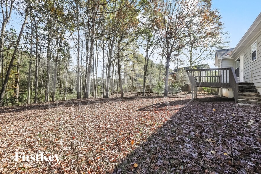 Building Photo - 723 Ridgetop Rd