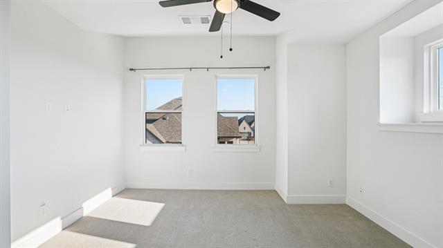 Building Photo - 3661 Rosemont Dr