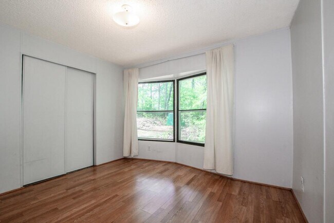 Building Photo - 7967 Caswell Rd