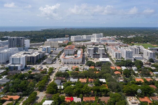 Building Photo - 229 Candia Ave