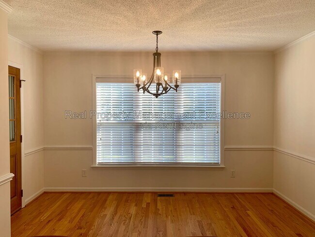 Building Photo - 5900 Swales Way