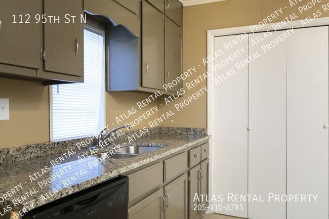 Building Photo - 112 95th St N