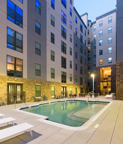 Building Photo - The Standard at Knoxville