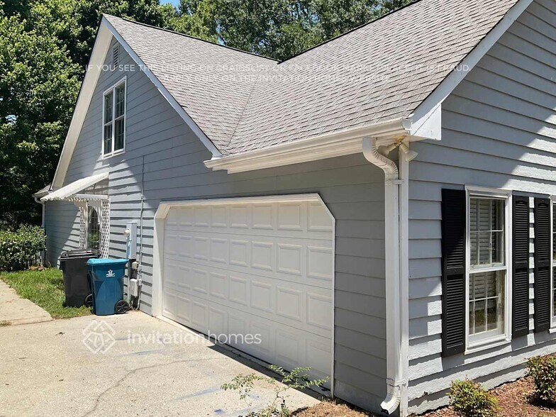 Building Photo - 500 Sequoia Ct