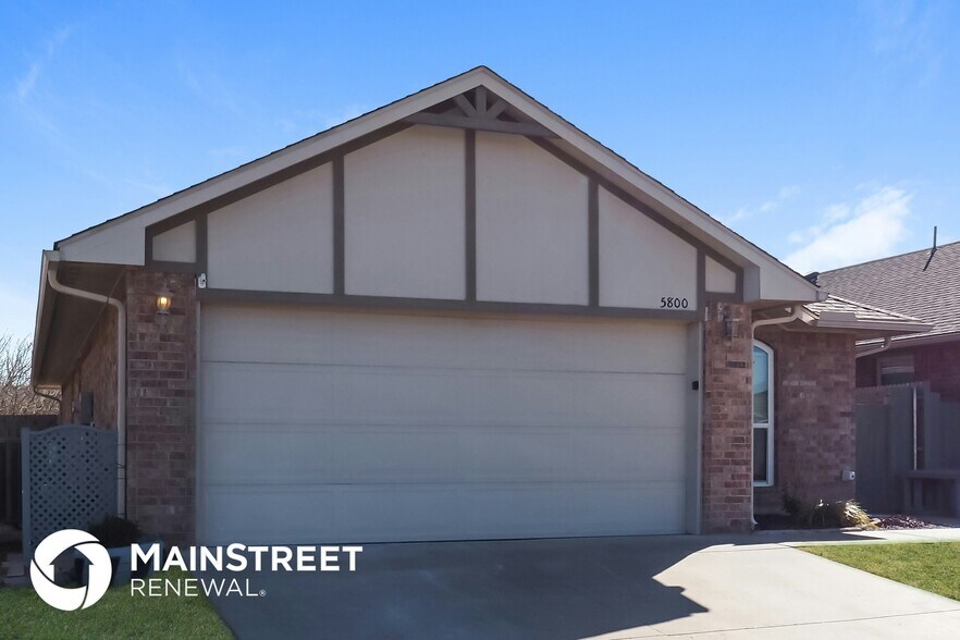 Building Photo - 5800 Marblewood Dr