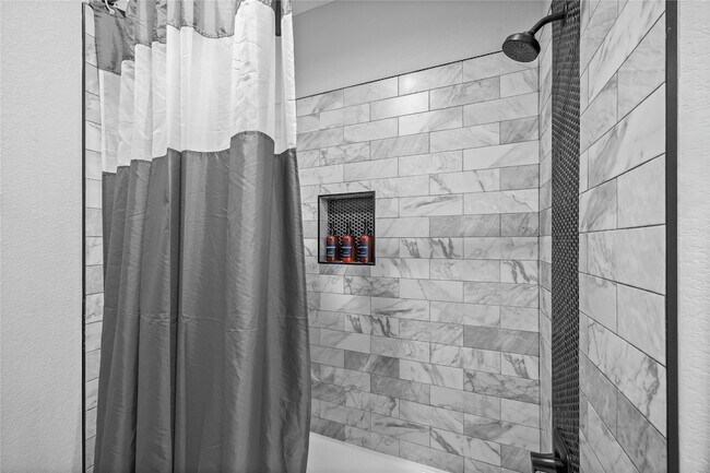 Building Photo - 7422 Mount St