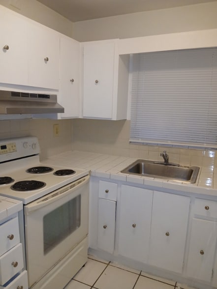 Building Photo - 4394 N Federal Hwy