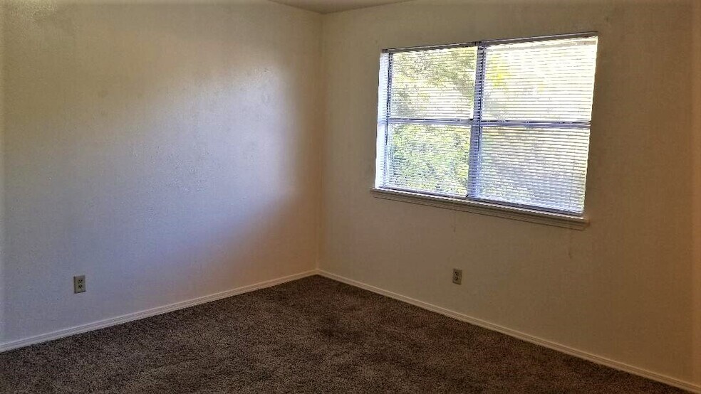 Building Photo - 428 Kays Ln