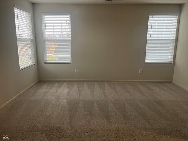 Building Photo - 3340 Preakness St