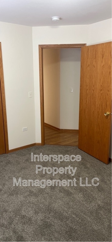 Building Photo - 1345 Rock Run Dr