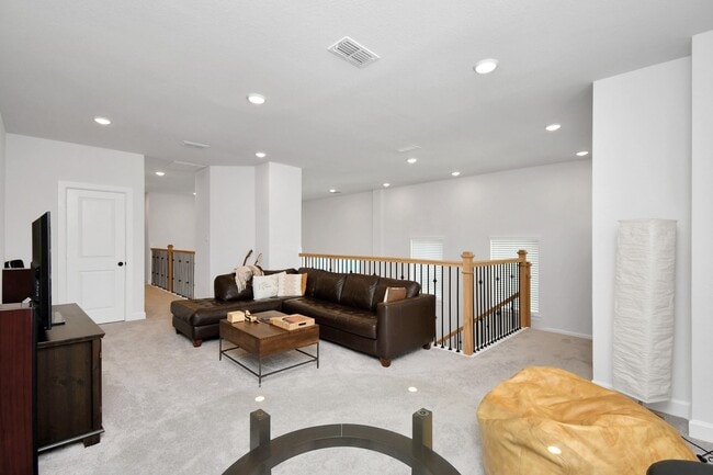 Building Photo - 1538 Park Path Dr