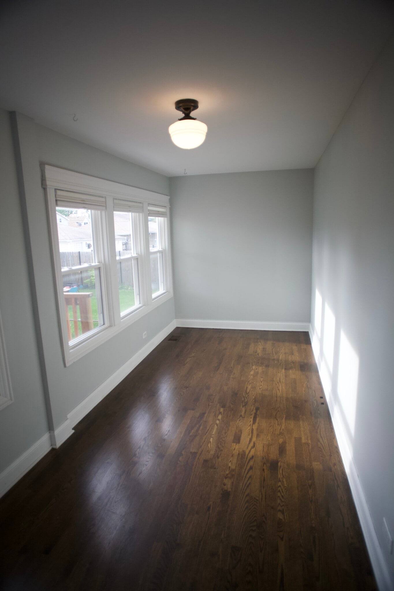 Building Photo - 3018 N Kostner Ave