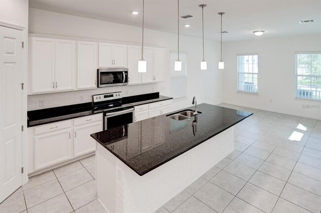 Building Photo - 14704 Seton Creek Blvd