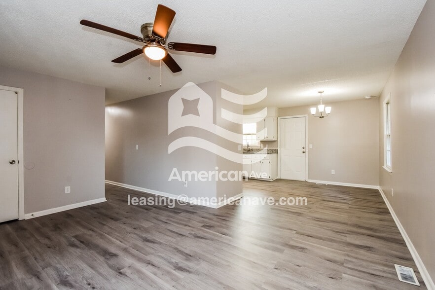 Building Photo - 101 Black Oak Rd