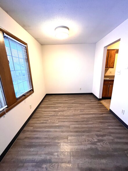 Building Photo - Continental Terrace II