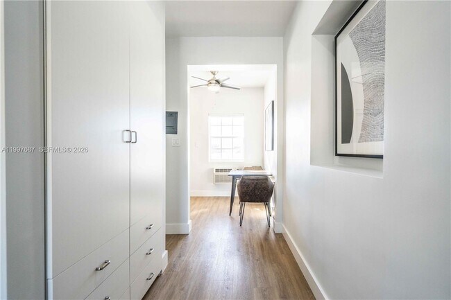 Building Photo - 1191 71st St