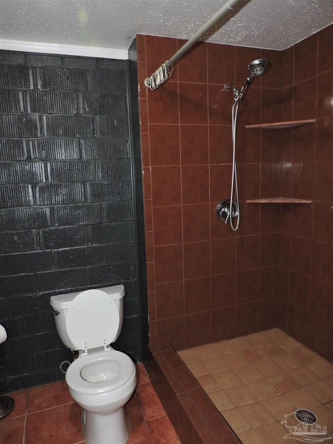 Building Photo - 1414 E Jordan St