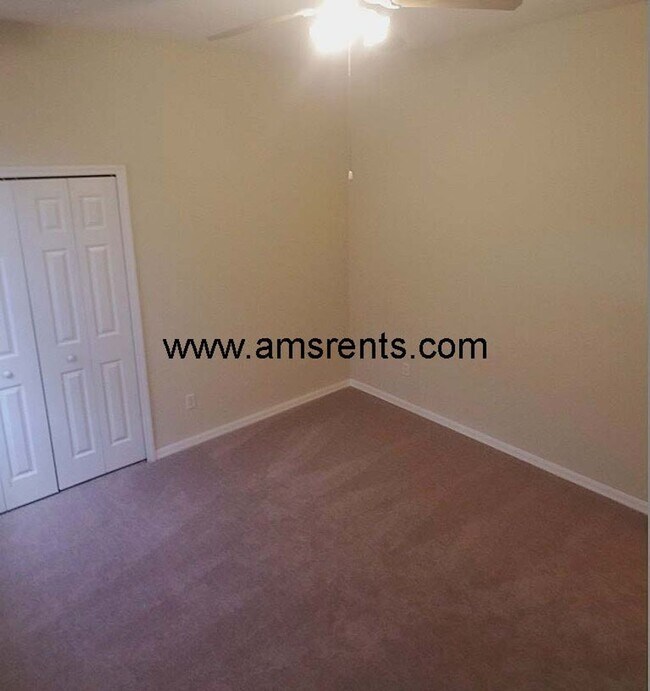 Building Photo - 13157 Paloma Dr