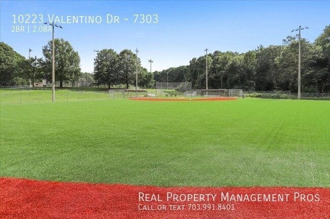 Building Photo - 10223 Valentino Dr