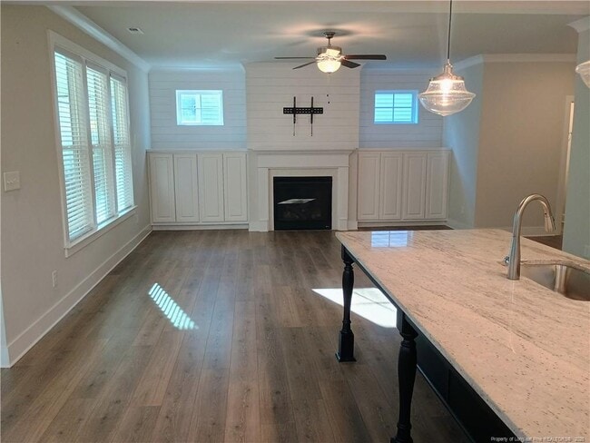 Building Photo - 510 Falls Creek Dr