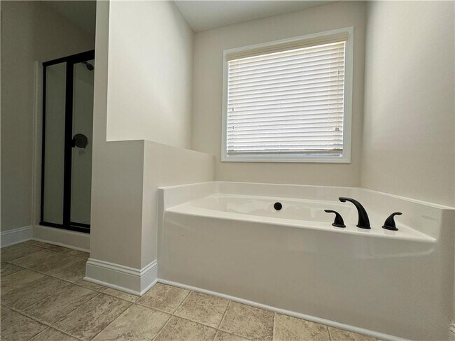 Building Photo - 2251 Chance Ln