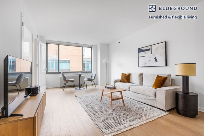 Building Photo - 535 W 23rd St