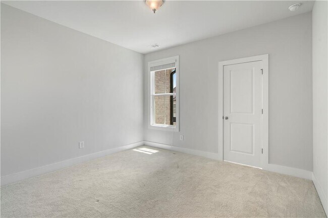 Building Photo - 1254 Winterhaven Dr