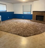 Building Photo - 1301 3rd St SE