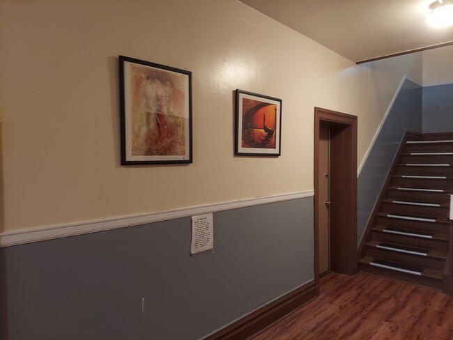 Outside Hallway - 3516 Butler St