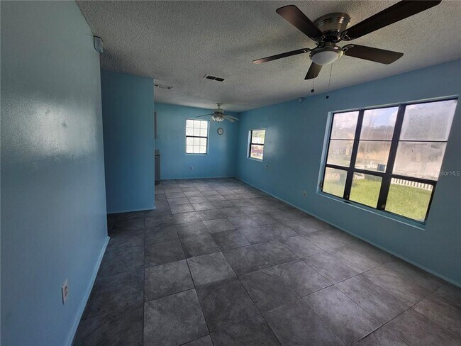 Building Photo - 1038 26th St