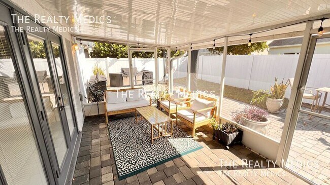 Building Photo - 2132 Falkner Rd