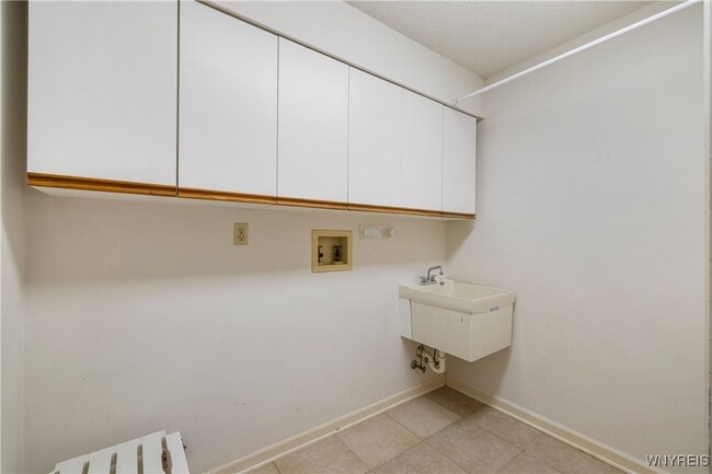 Building Photo - 66 Windsong Ct