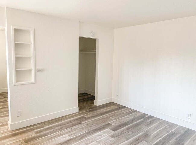 Interior Photo - 5478 Carlson Dr