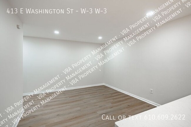 Building Photo - 413 E Washington St