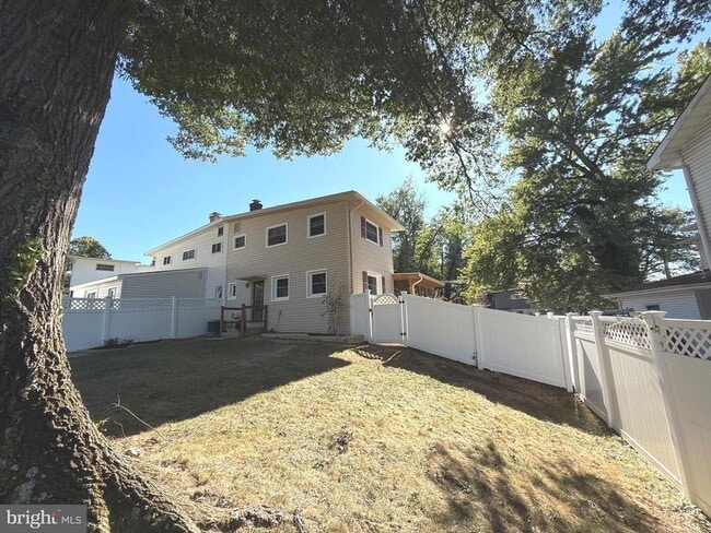 Building Photo - 10640 Ashby Pl