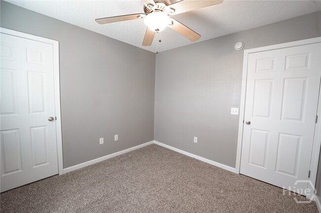 Building Photo - 170 Willow Oak Dr