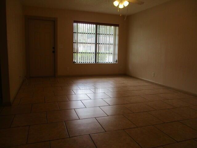 Building Photo - 9077 E Highland Pines Dr