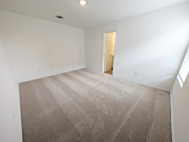 Building Photo - New Home in Edmond