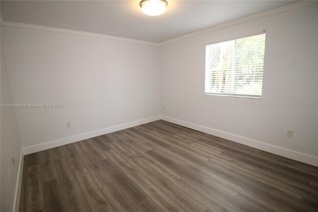 Building Photo - 15239 SW 134th Ct