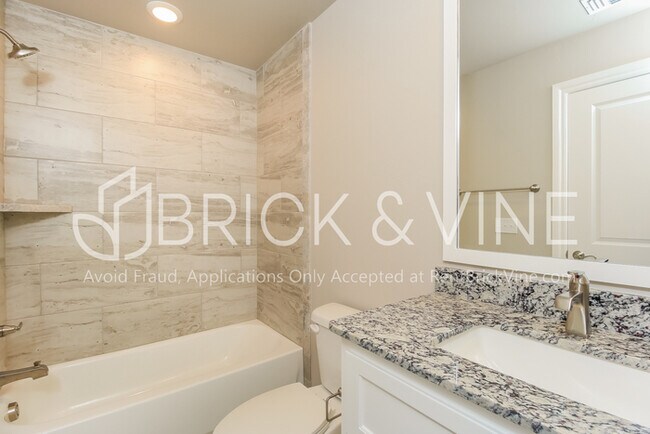 Building Photo - 8509 Stark St