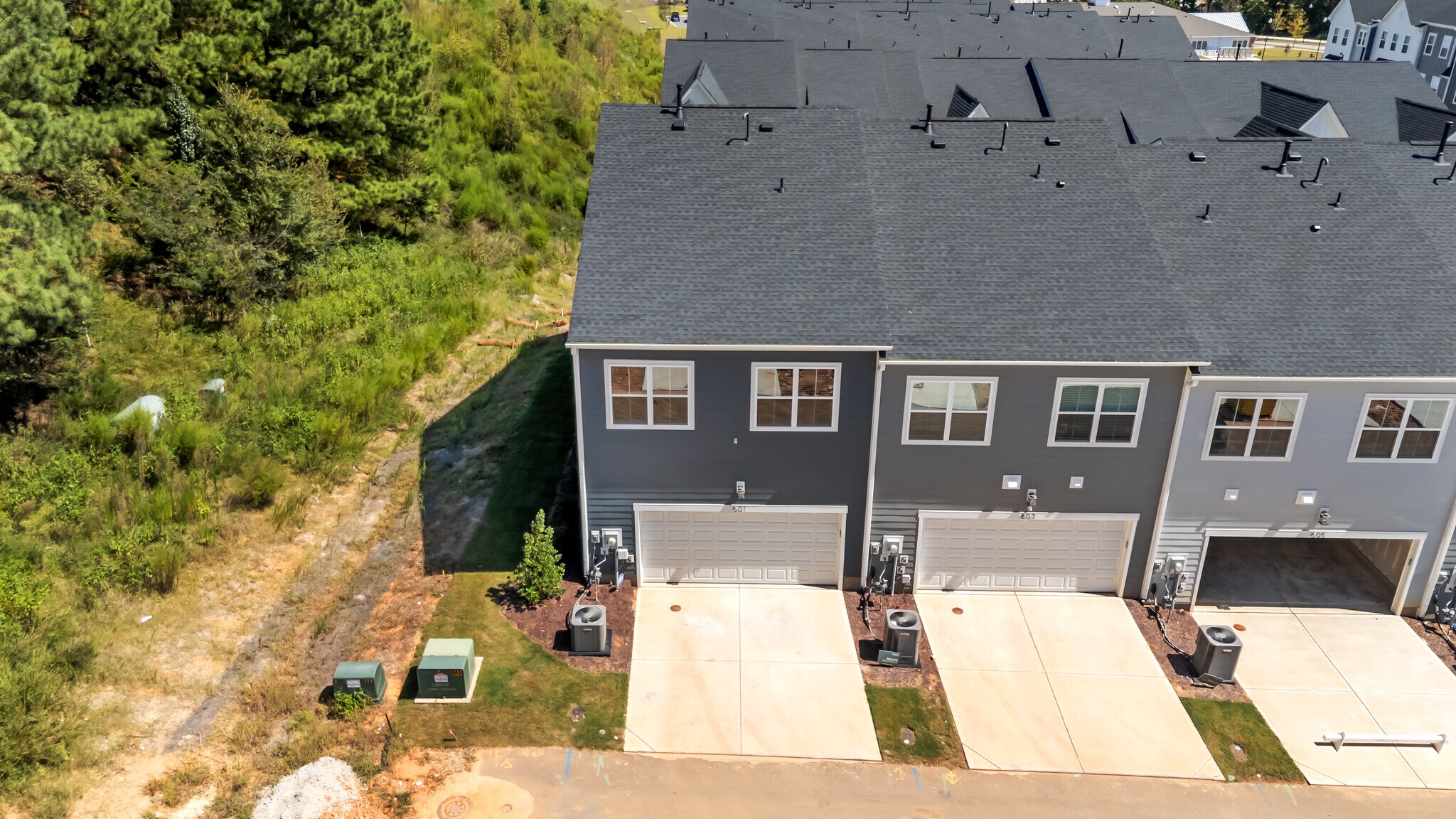 Building Photo - 601 Callan View Ave