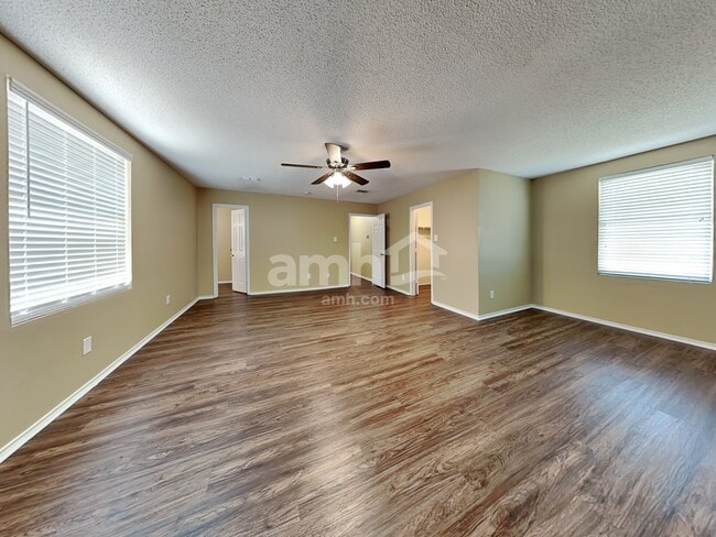 Building Photo - 711 Odenville Dr