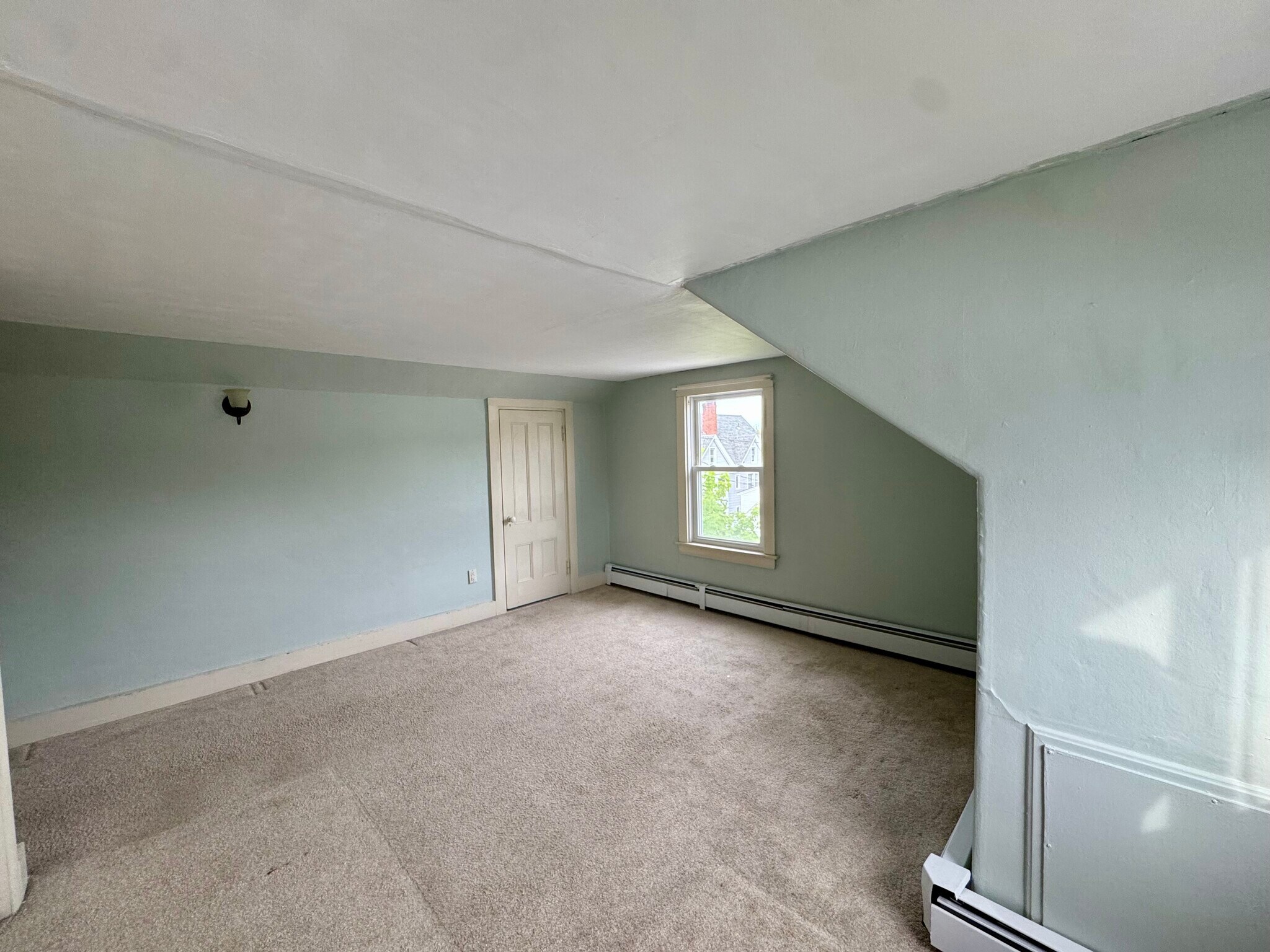Bedroom - 84 High St