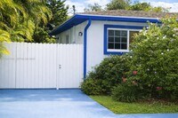 Building Photo - 6260 SW 24th St